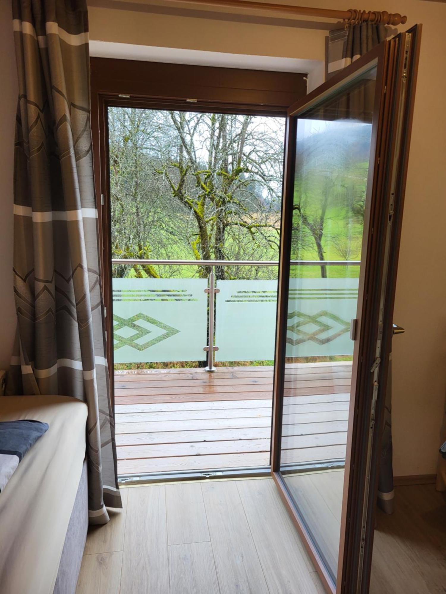 Landhaus Dersch Thalgau Habitación foto